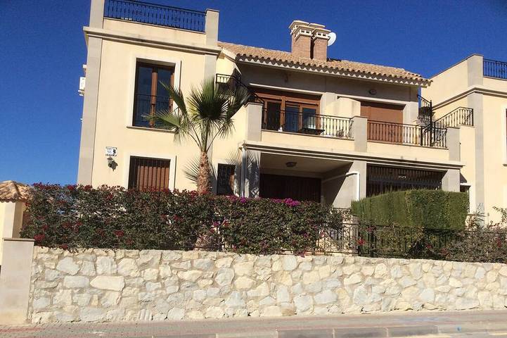 Ferienhaus für 4 Personen, mit Terrasse und Pool in Algorfa