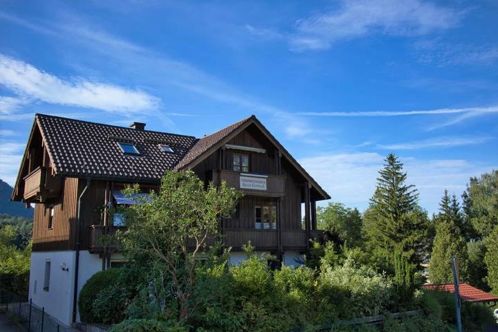 Ferienwohnung für 2 Personen, mit Balkon in Bayerisch Gmain
