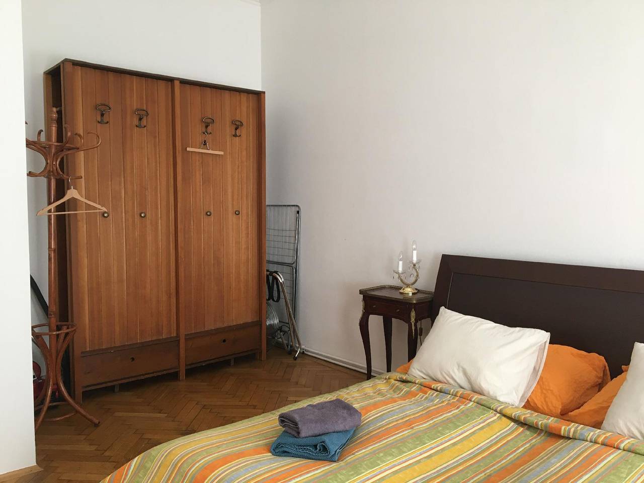 Ganze Ferienwohnung, 64m2 optimal f Miete bis max 6 Mon. direkt bei U6 in Wien, Wienerwald