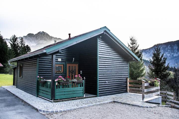 Chalet für 4 Personen, mit Ausblick und Terrasse sowie Garten in Oberösterreich - 2