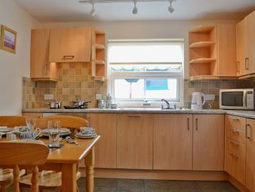 Holiday Rental for 3 People in Tywyn, Gwynedd, Photo 4