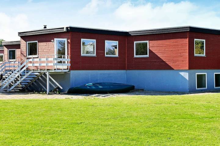 Ferienhaus für 30 Personen, mit Sauna und Garten sowie Whirlpool und Terrasse in Nordborg