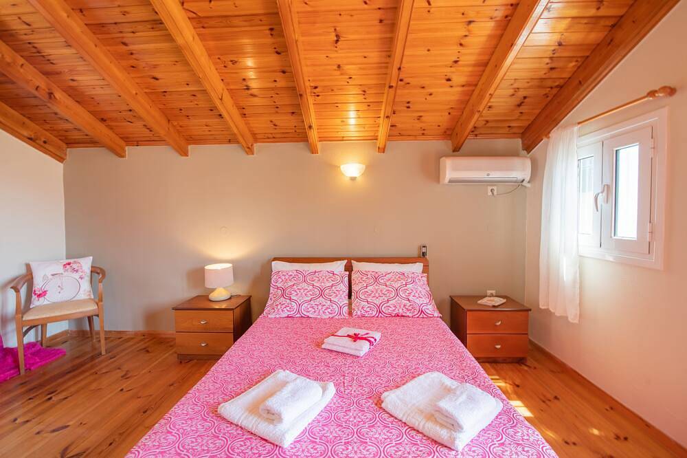 Ganze Wohnung, Rainbow mazonete,Pelekas beach,40 meters from the sea in Pelekas, Griechenland