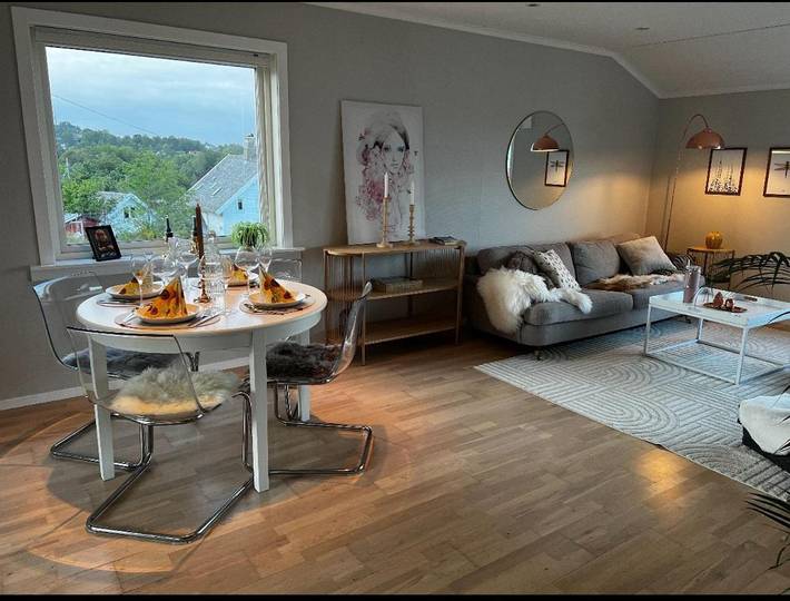 Ferienwohnung für 3 Personen, mit Garten und Ausblick in Stord