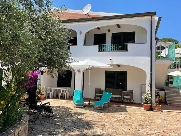 Appartamento vacanze per 4 persone, con giardino e panorama - 1