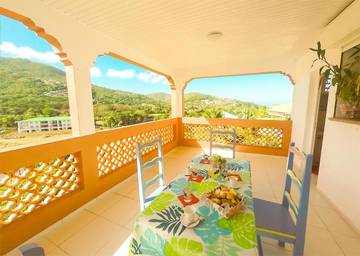 Cottage pour 6 personnes, avec vue et terrasse dans Anse à l'Ane