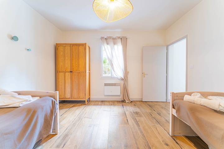 Gîte pour 4 personnes, avec jardin, adapté aux familles à Naujac-sur-Mer - 3