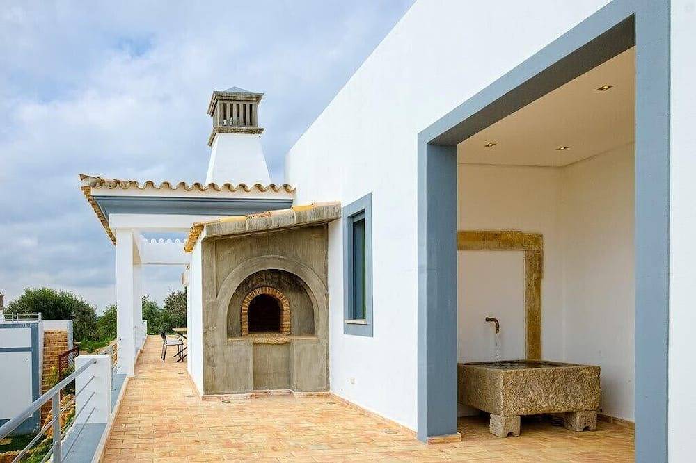 Villa Areias I - Beautiful landscape garden in Estoi, Faro