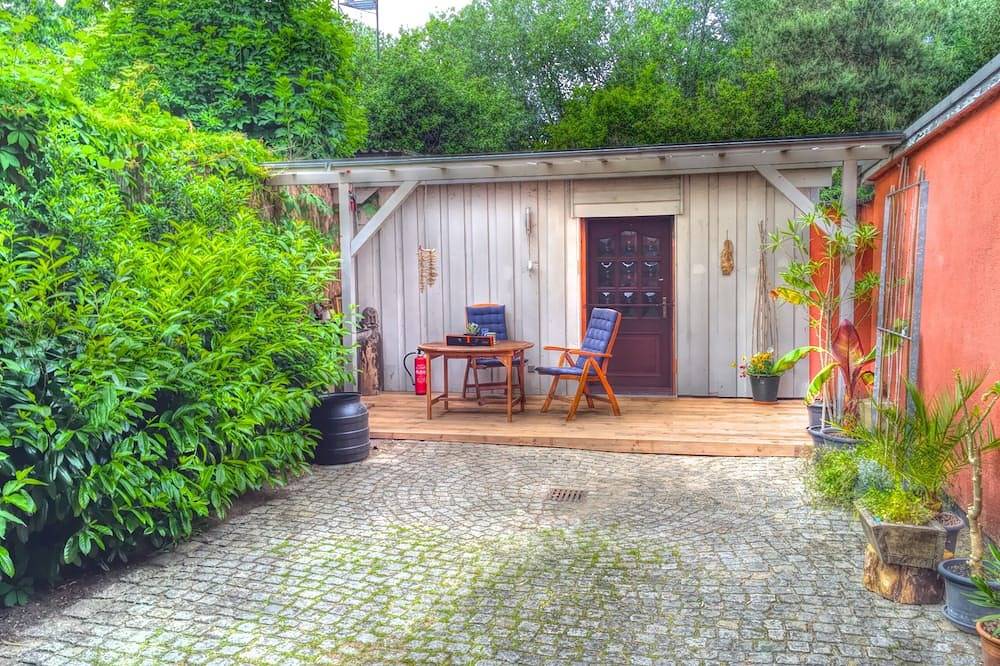 Ganze Wohnung, Fewo Strandzeit , liebevoll eingerichtet, ruhige Lage am Schweriner See in Schwerin, Schweriner See