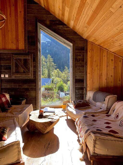 Ferienhaus für 4 Personen, mit Balkon und Terrasse sowie Ausblick