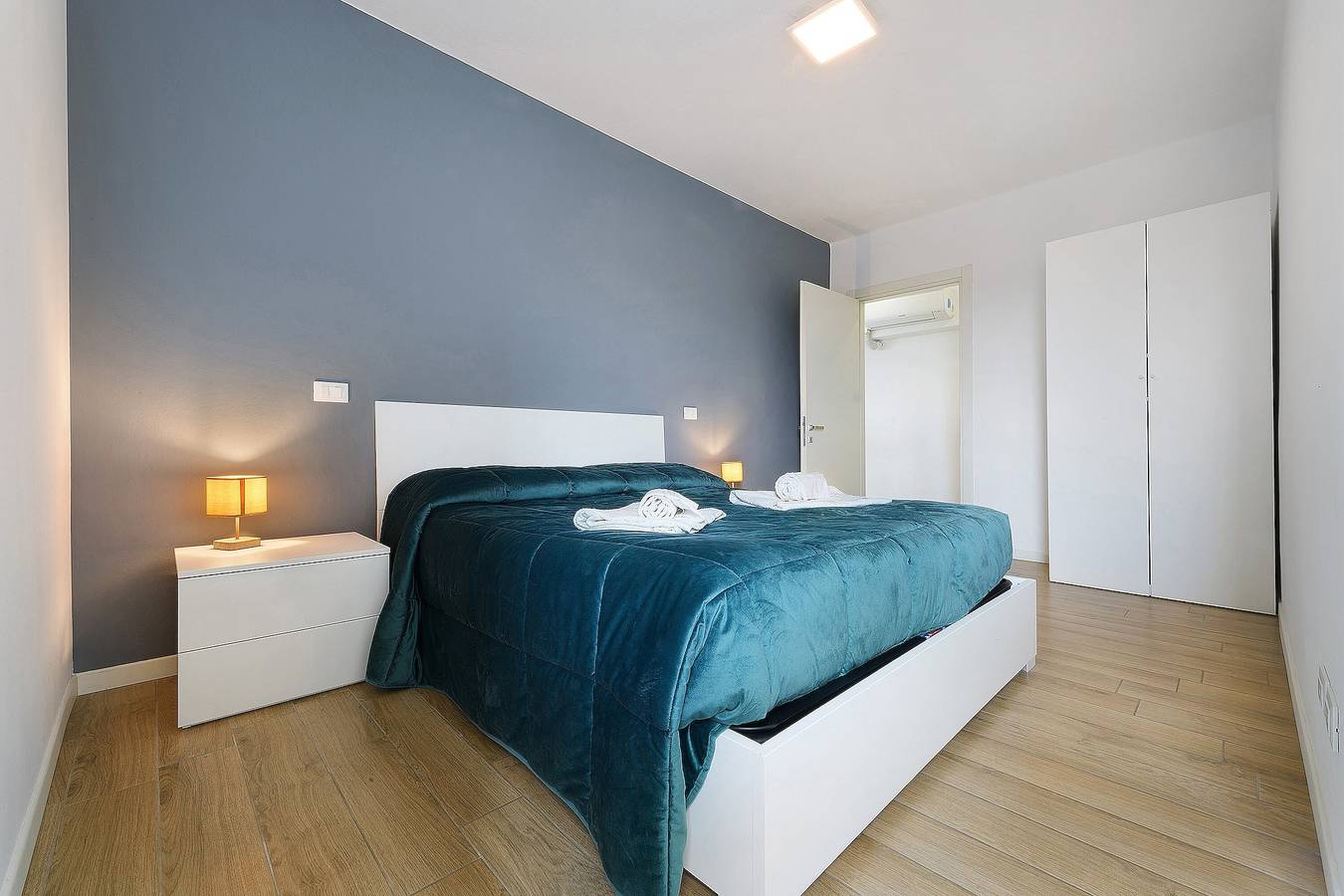 Entire apartment, Apartment 'Enzina' with Wi-Fi and Air Conditioning in Bergamo, Bergamo Province