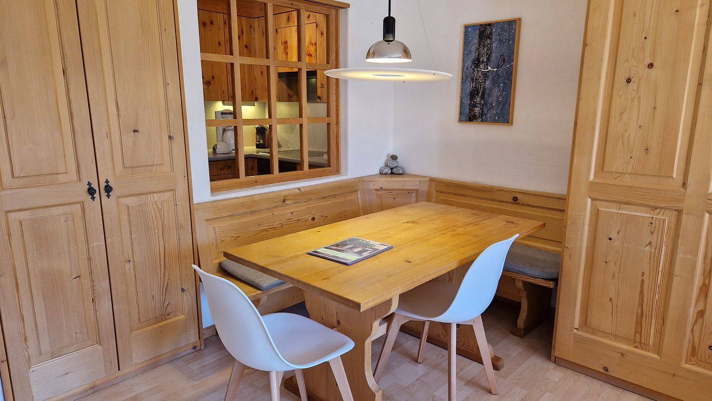 Ganze Wohnung, 2 1/2 Zimmerwohnung, sonniger Balkon mit Bergsicht in Silvaplana-Surlej, Silvaplana