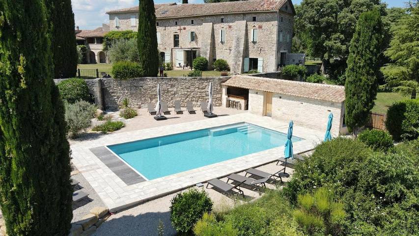 Location de vacances pour 10 personnes, avec jardin ainsi que vue et piscine à Saint-Jean-de-Maruéjols-et-Avéjan - 2