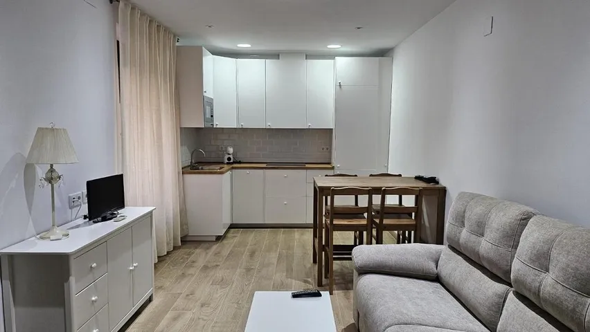 Ferienwohnung für 4 Personen, mit Balkon und Ausblick - 1