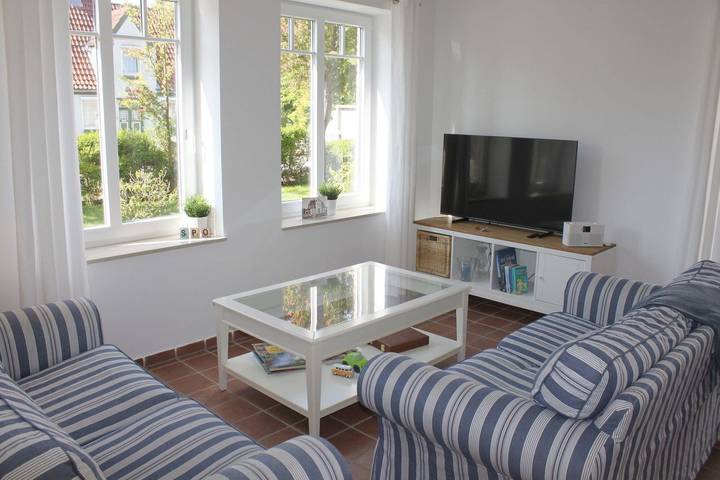 Ferienwohnung für 4 Personen, mit Terrasse und Garten - 1
