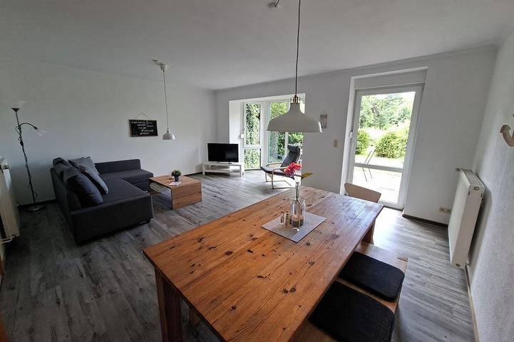 Ferienwohnung für 6 Personen, mit Terrasse und Garten in Balje