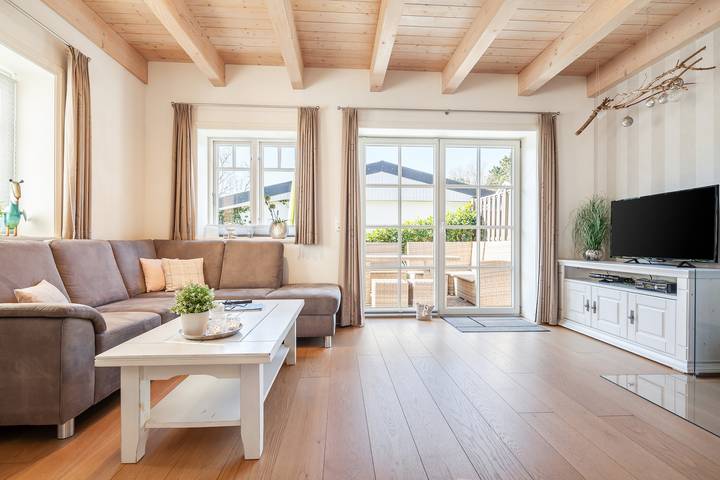 Ferienhaus für 6 Personen, mit Terrasse und Sauna in Wrixum
