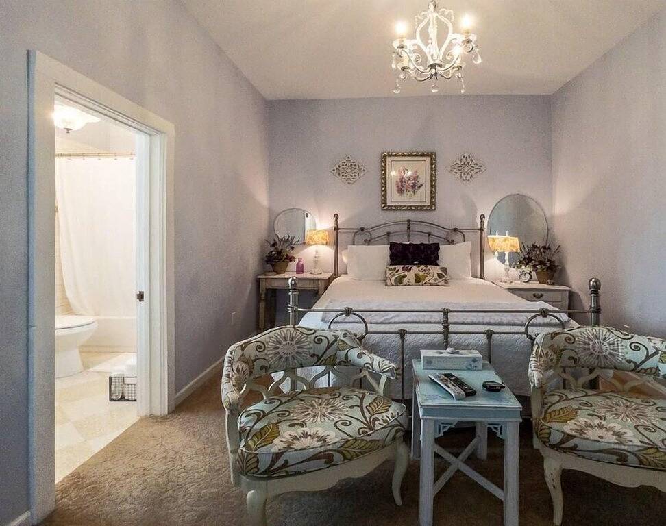 Etwas ganz Besonderes auf der historischen Route 66. \"Perfekt charmant ...\" in Williams (Arizona), Coconino Nationalwald