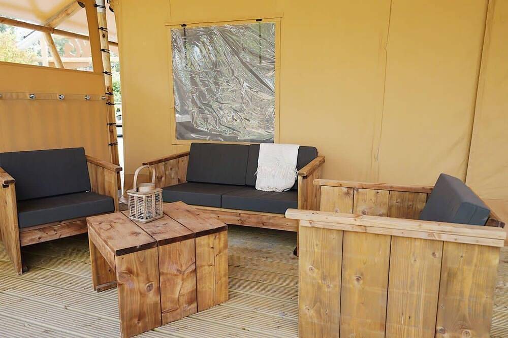 Lodgetent 2 L in Noord-Scharwoude, Niederländische Nordsee