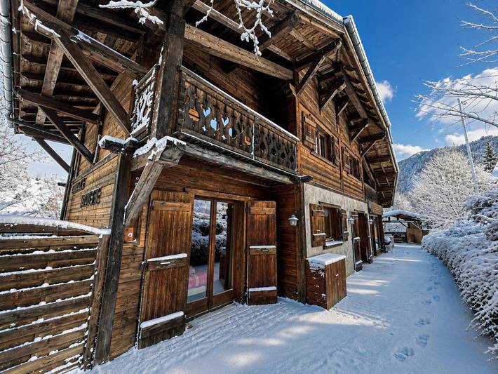Chalet for 15 people, with garden and view as well as sauna and terrace - 1