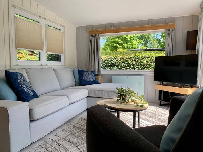 Chalet in Sint Maartenszee near Sandy Beach in Enschede, Twente