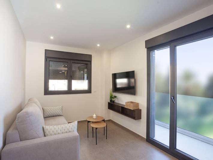 Apartamento vacacional entero, Nova Suite 302 con Balcón y vistas a parte antigua in Cáceres, Provincia de Cáceres