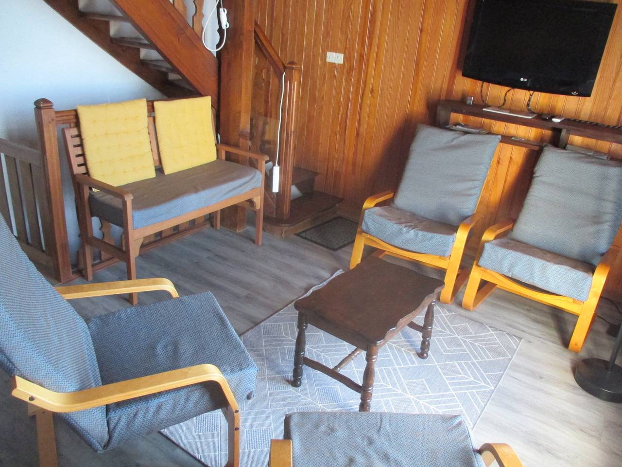 Chalet Tranquilo en Alturas - 8 Pers, Cerca de Pistas in Super Besse, Besse-et-Saint-Anastaise