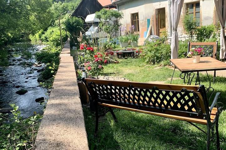 Location de vacances pour 15 personnes, avec piscine, animaux acceptés à La Broque