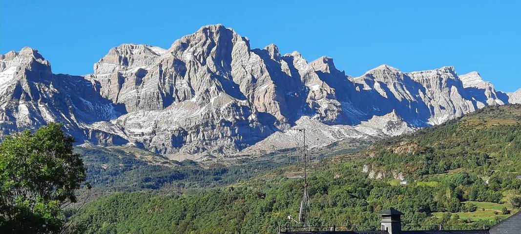 Gîte pour 4 personnes, avec vue et piscine à Panticosa - 3