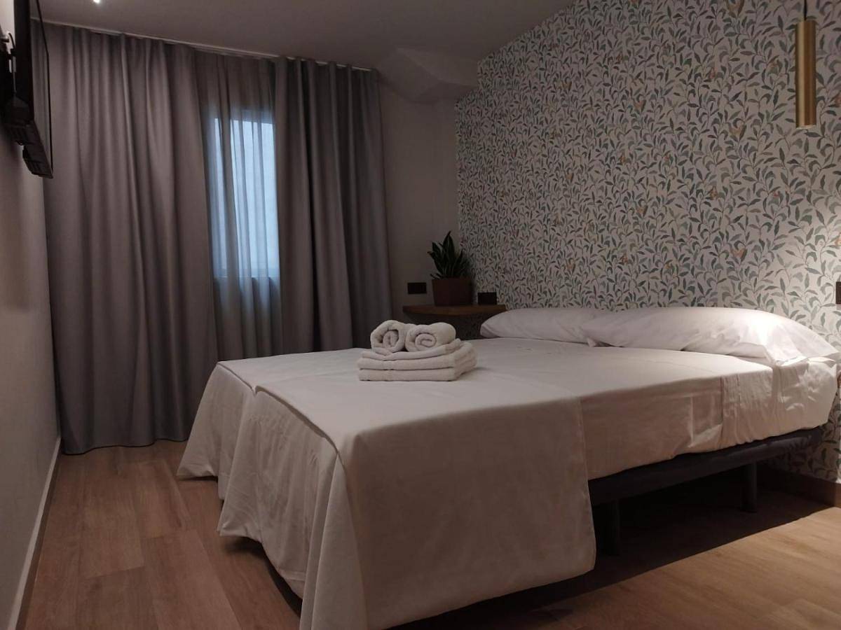 Plaza Rooms in Totana, Murcia l'intérieur des terres