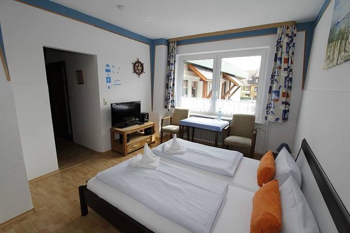 Tum Stüürmann - Doppelzimmer in Hafen Büsum, Büsum