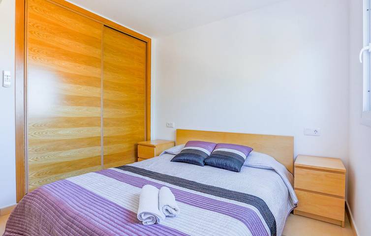 Apartamento vacacional entero, Escapada junto a la piscina: Elegante apartamento cerca del Condado de Alhama in Condado de Alhama, Alhama de Murcia