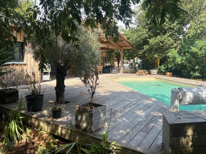 Villa pour 8 personnes, avec jardin et piscine à Andernos-les-Bains