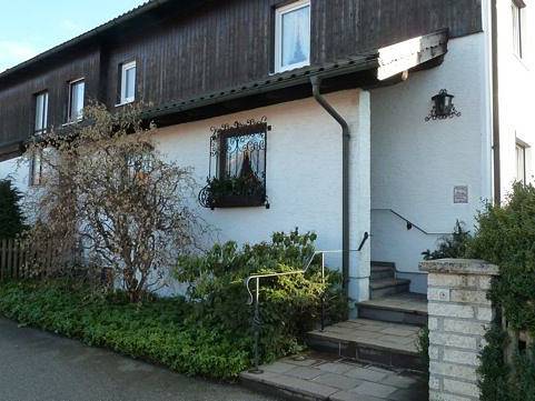 Ferienwohnung für 2 Personen, mit Balkon/Terrasse und Terrasse, kinderfreundlich in Landkreis Rosenheim - 3