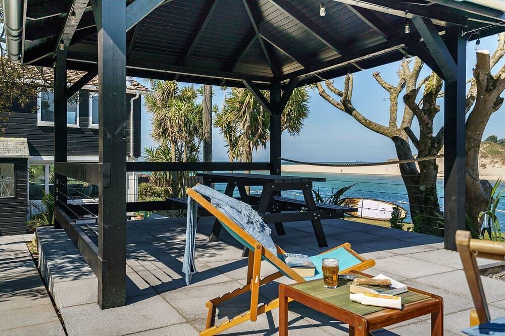 Holiday Rental for 8 People in Hayle, Cornwall