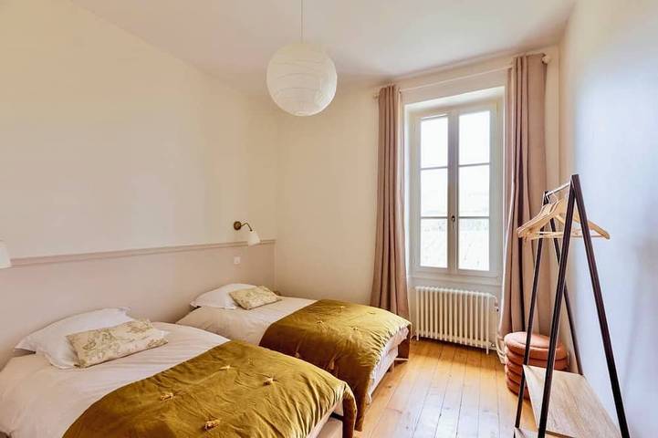 Location de vacances pour 10 personnes, avec terrasse et jardin à Ladoix-Serrigny - 3