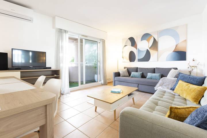 Gîte pour 6 personnes, avec Terrasse dans Port du Mourre-Rouge - 3