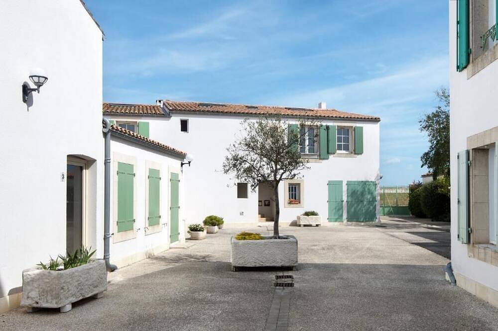 Apartamento entero, Studio Orneau      . in Saint-Martin-de-Ré, Isla de Ré