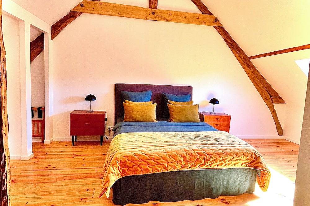 Guest house in a 17th century property in Savennières, Angers region