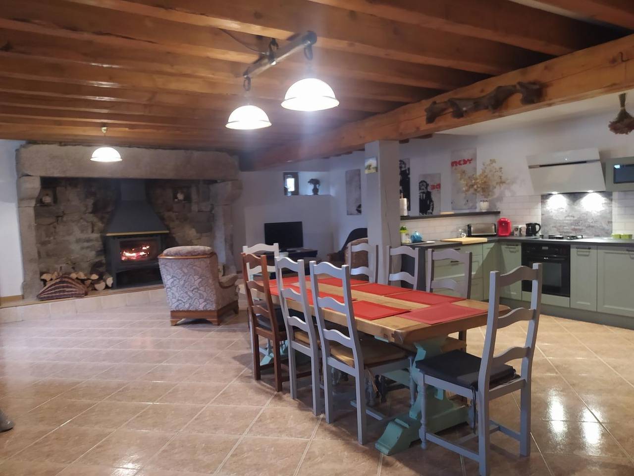 Casa de huéspedes para 7 personas con terraza in Grandrieu, Macizo Central