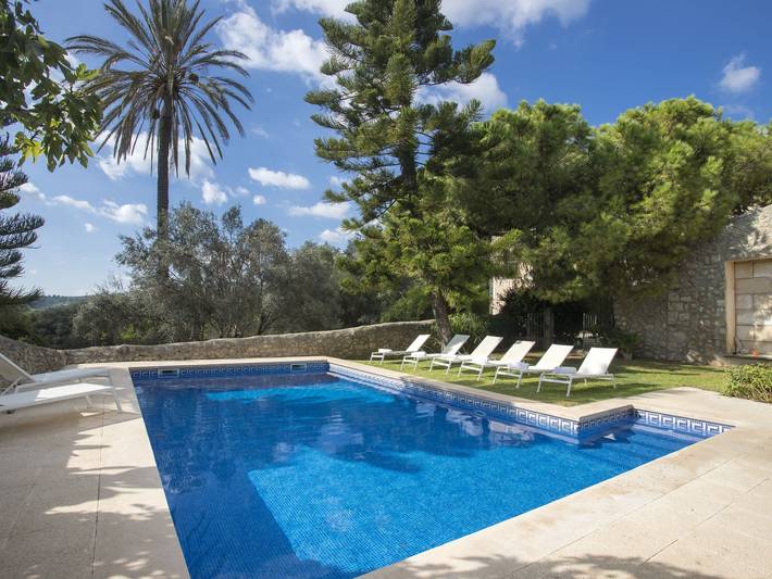 Casa rural para 12 personas, con piscina y terraza, Familias con niños en Lloseta - 2