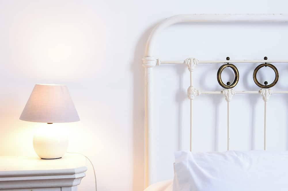 Piedi della villa in acqua in Isolella, Pietrosella