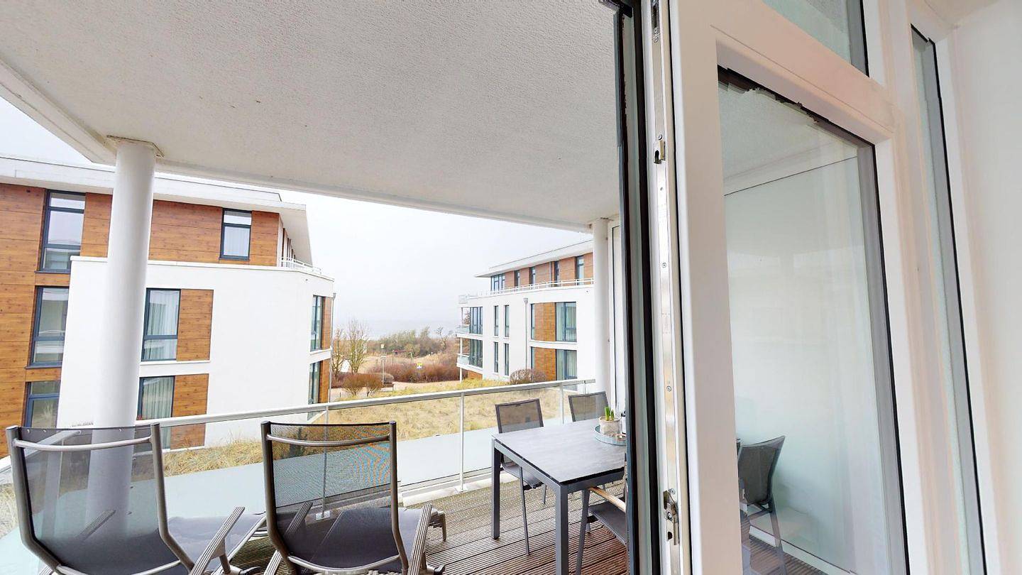 Ganze Wohnung, Modernes Ferienapartment mit Balkon & Meerblick in Pelzerhaken in Südstrand Pelzerhaken, Ostholstein