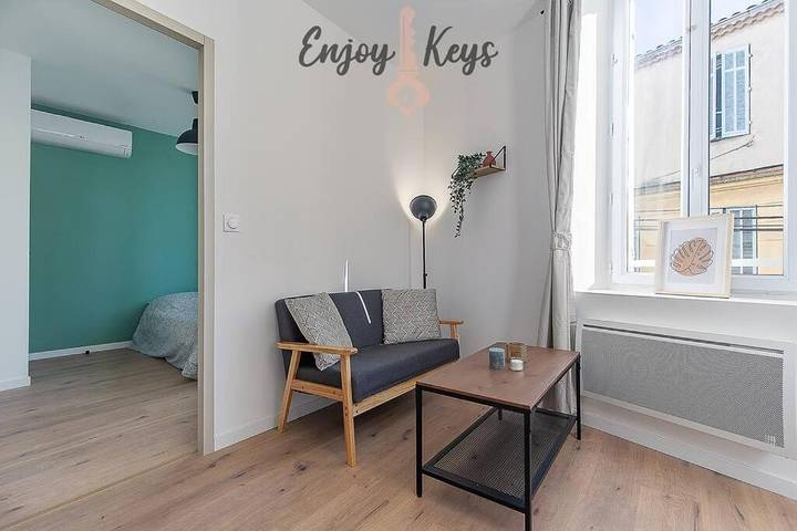 Gîte pour 2 personnes dans Office De Tourisme De Salon De Provence - 2