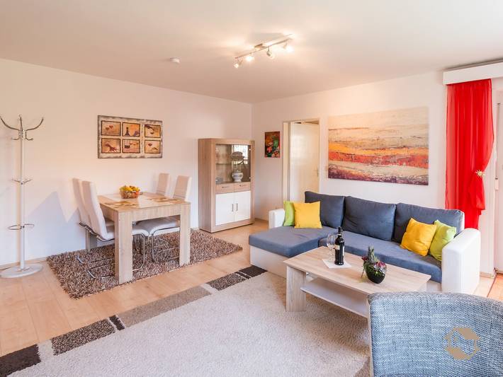 Hel lejlighed, Apartment 'Knopf' with Private Terrace and Wi-Fi in Schömberg, Nord Sortskoven