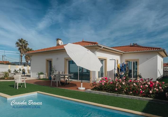 Gîte pour 2 personnes, avec piscine ainsi que vue et jardin, animaux acceptés à Fundão - 4