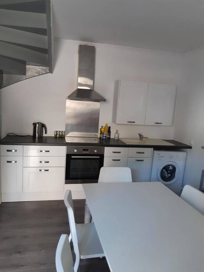 Two-Bedroom House in Dieppe, Région de Dieppe