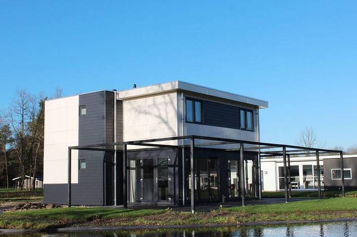 Ferienhaus für 10 Personen, mit Garten, mit Haustier in Hellevoetsluis