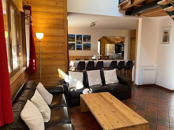 Chalet pour 15 personnes, avec balcon, adapté aux familles dans Les Deux Alpes