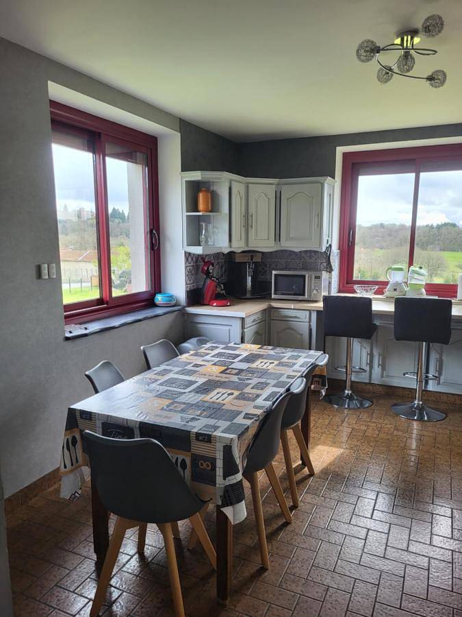 Five-Bedroom House in Saint-Moreil, Région d'Aubussargues